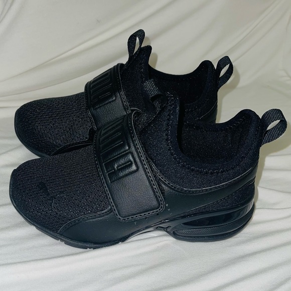 NEW PUMA Kids - Picture 2 of 11